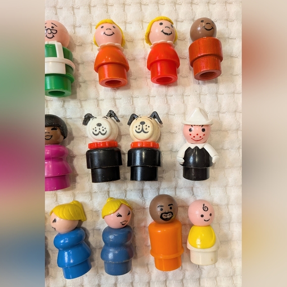 Vintage Fisher Price Little People Lot Of 18 Wooden Plastic Sesame Street Dog - Picture 3 of 8